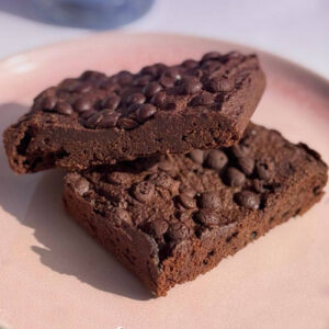 FUDGY BROWNIE